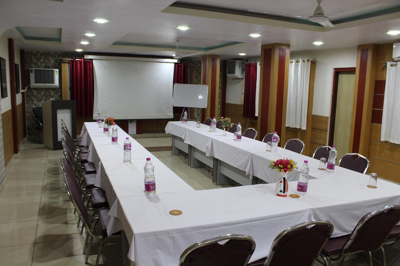 Hotel Cradle Inn Ranchi Bagian luar foto
